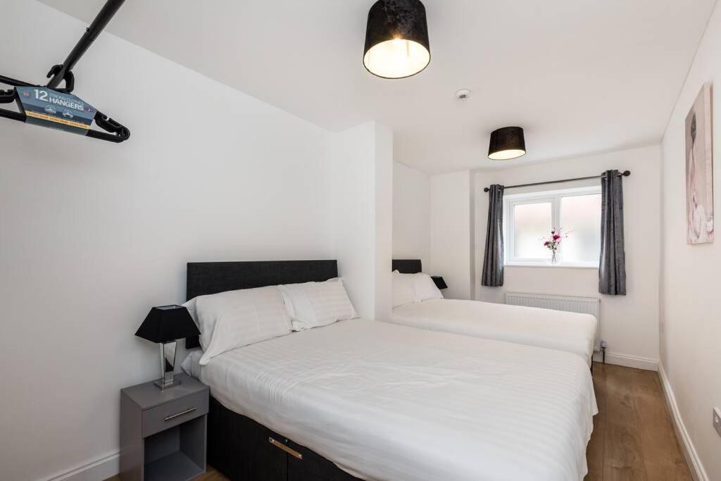 Liverpool City Centre - Fabulous 3 En-Suite Bedrooms - Sleeps 10 People Exterior foto